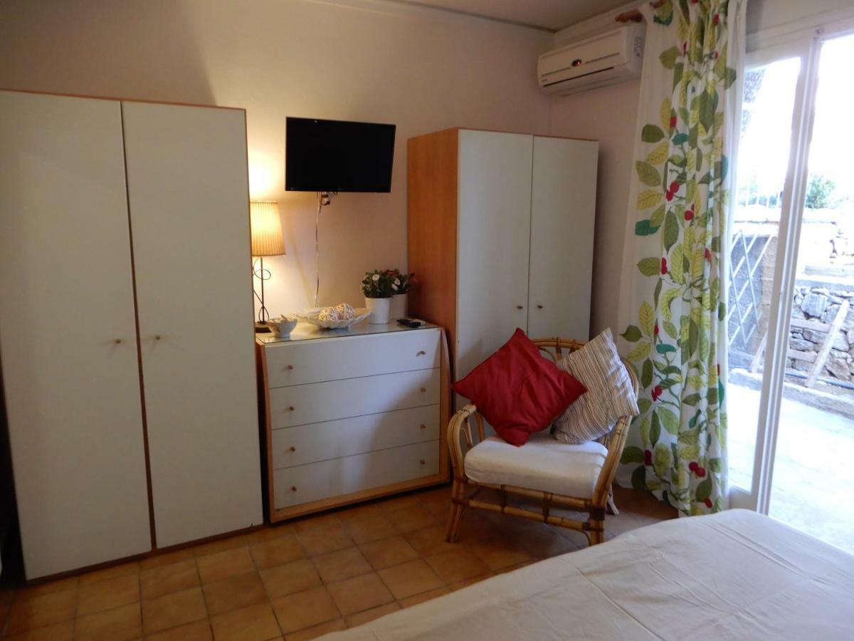Comfortable Garden Apt Near Vouliagmeni Beach Atény Exteriér fotografie